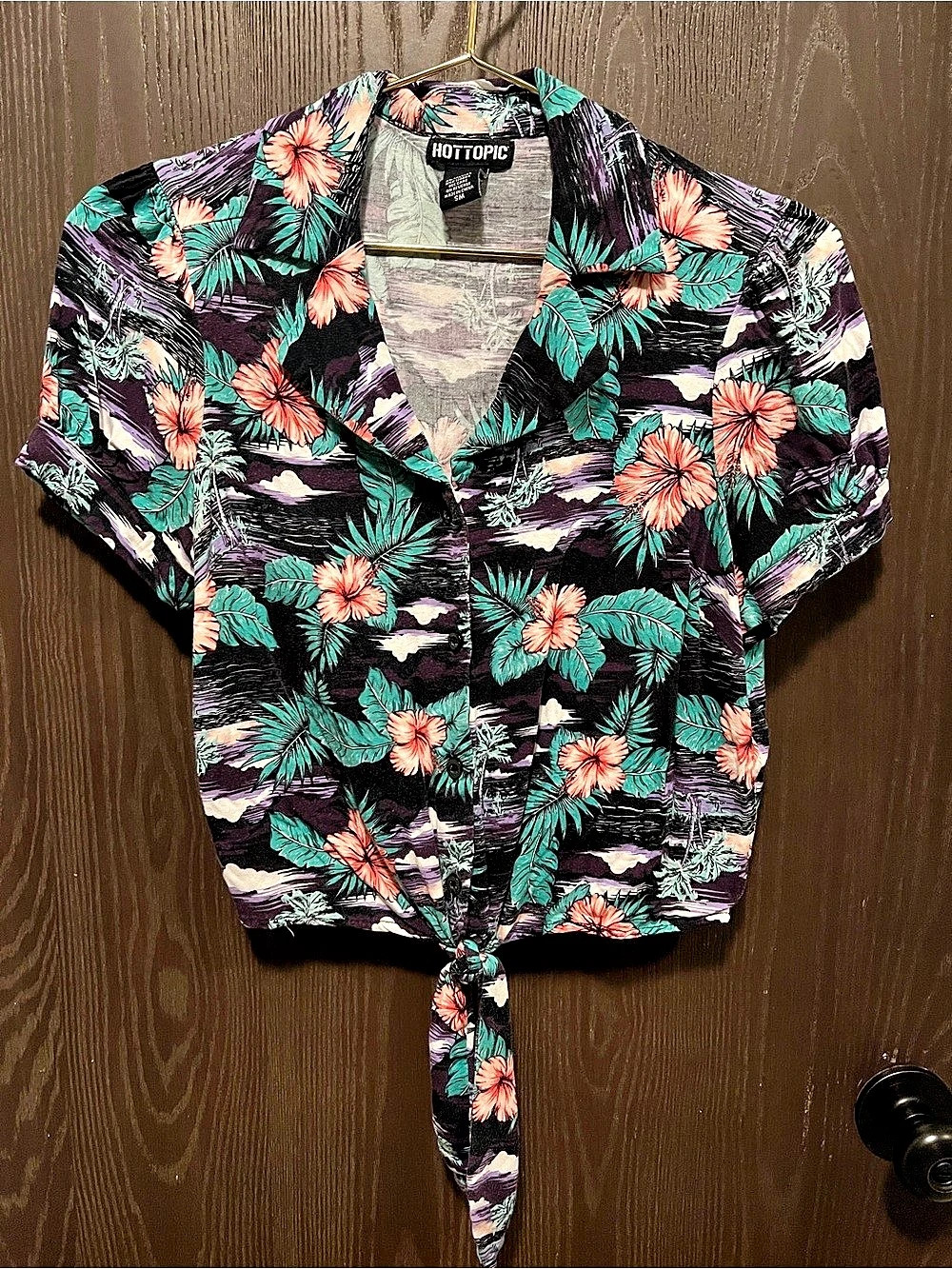 Hottie Hot Topic Floral Tie-Front Shirt Black & Green Size Small Like New